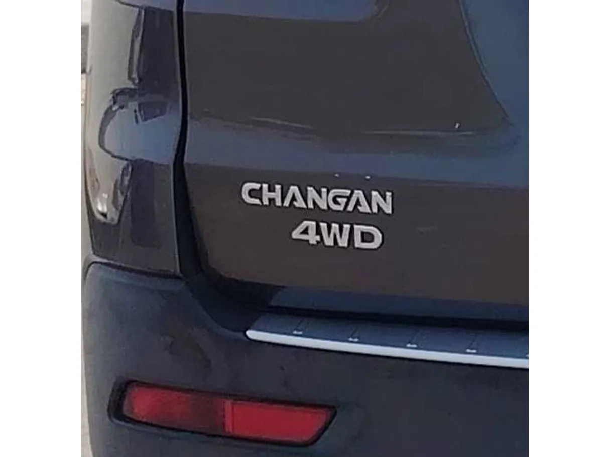 Car image 26