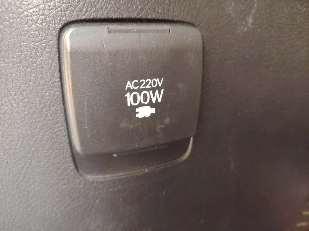 Car image 43