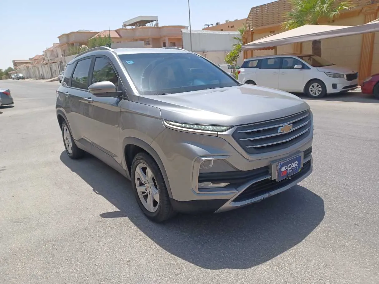 Car image 3