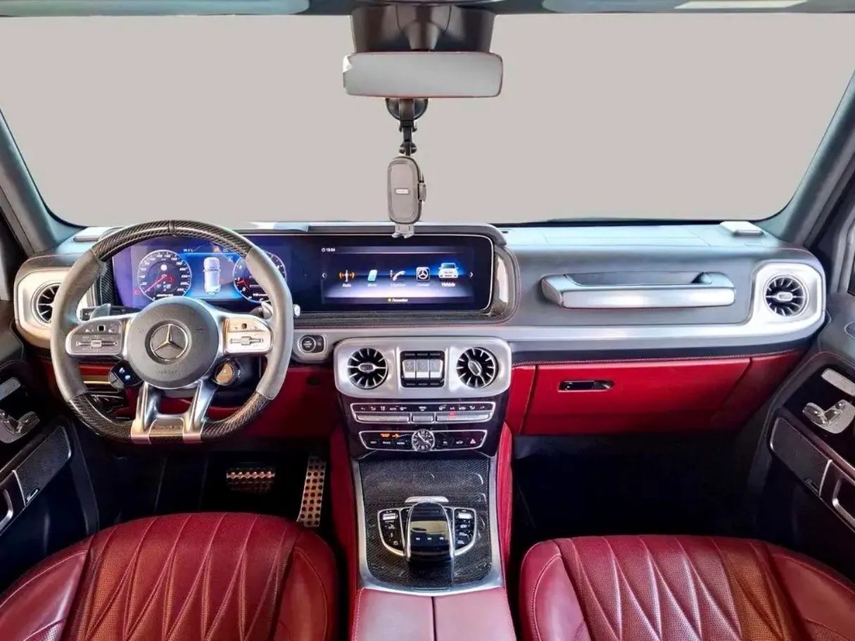 Car image 7