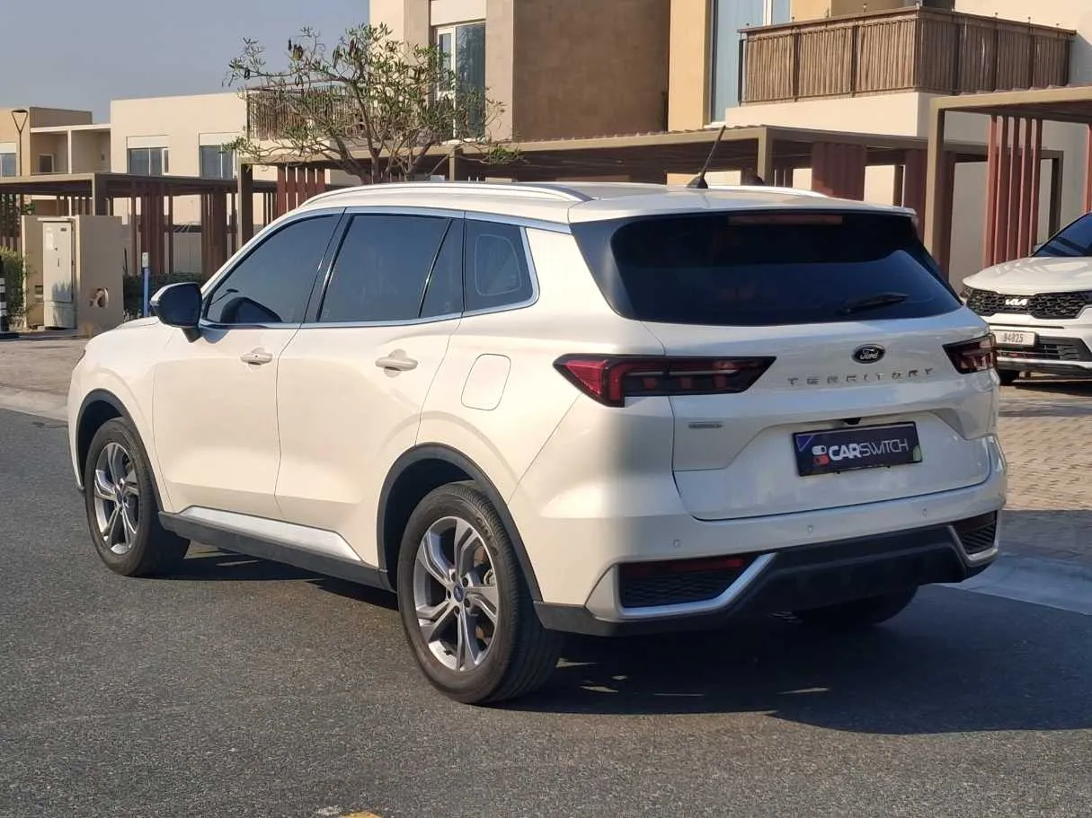 Car image 7