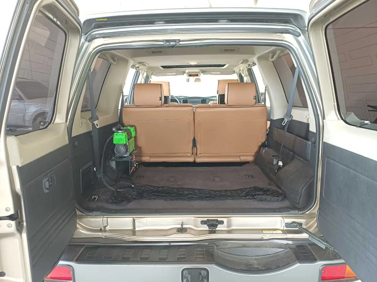 Car image 20