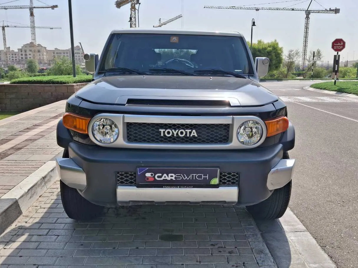Car image 2