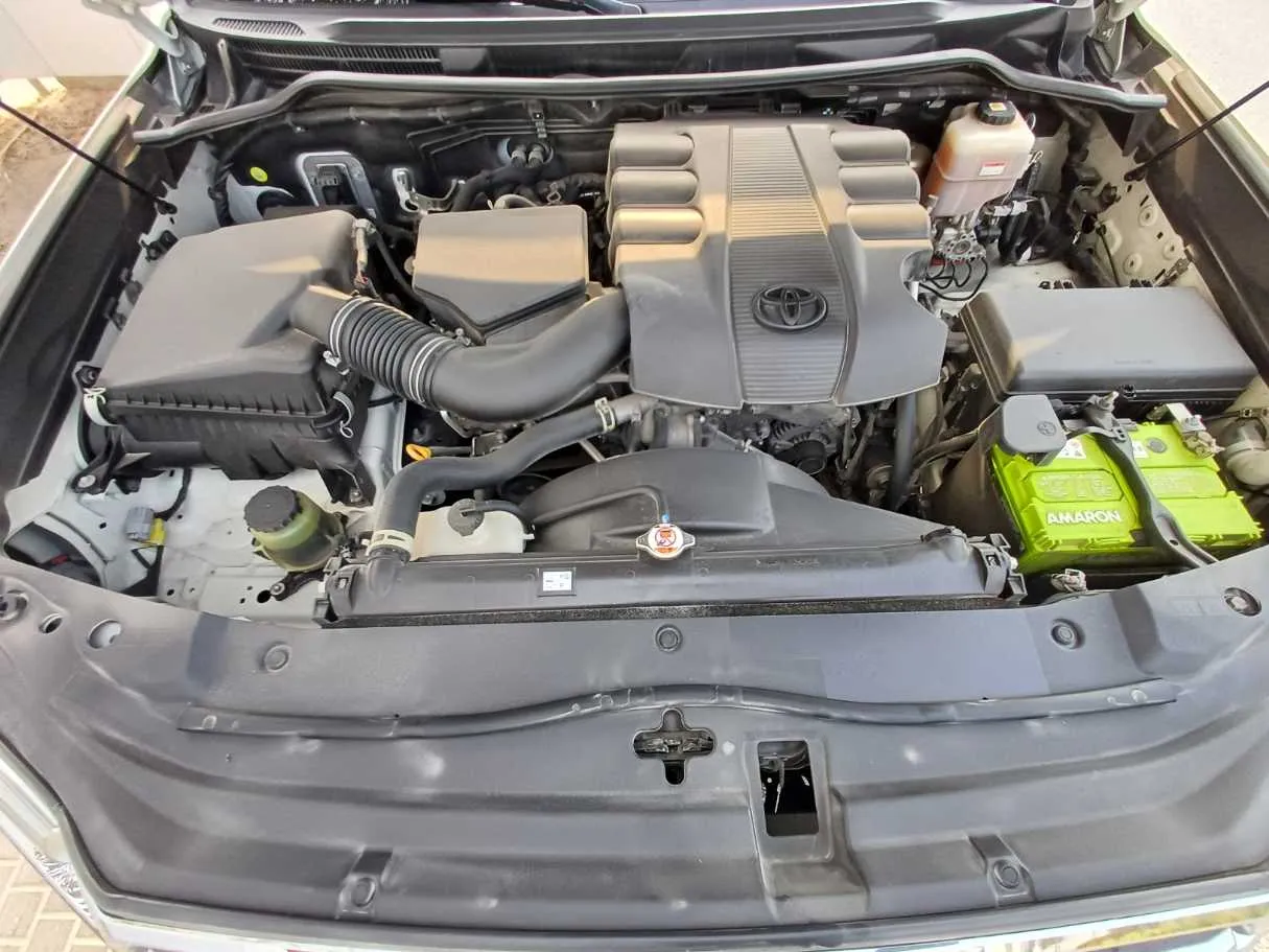 Car image 21