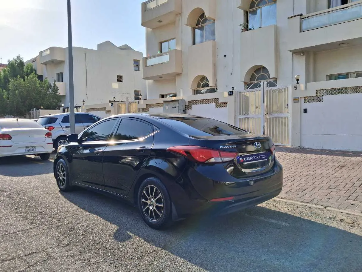 Car image 7