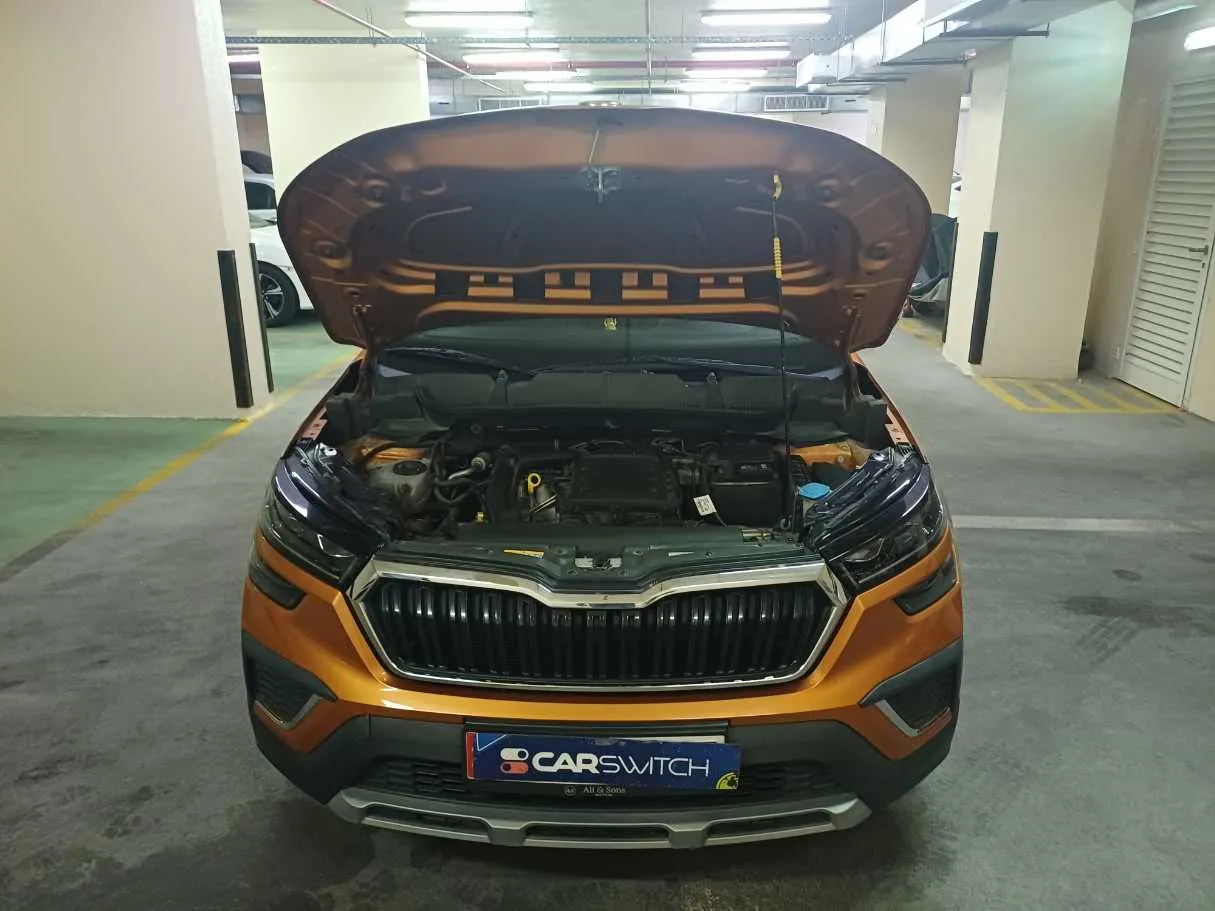 Car image 22