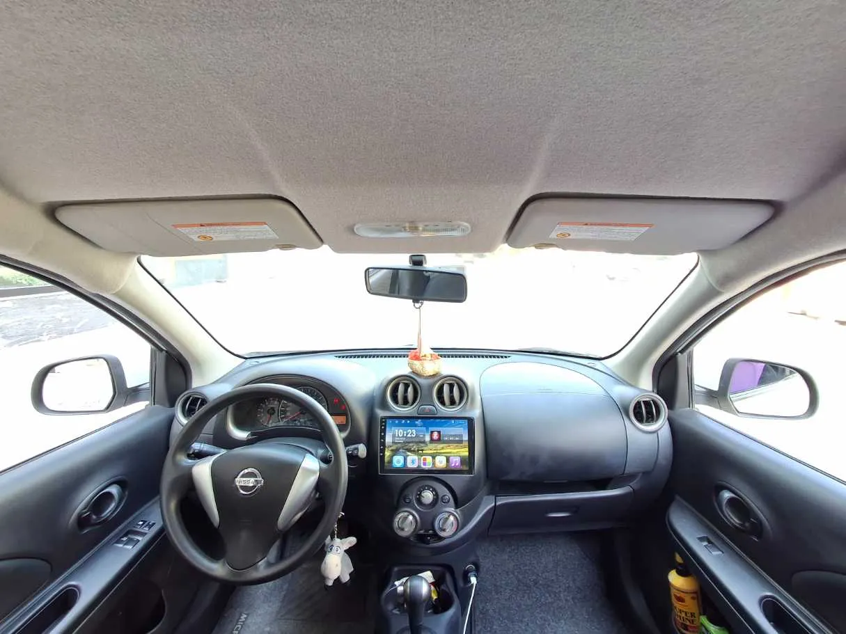 Car image 16