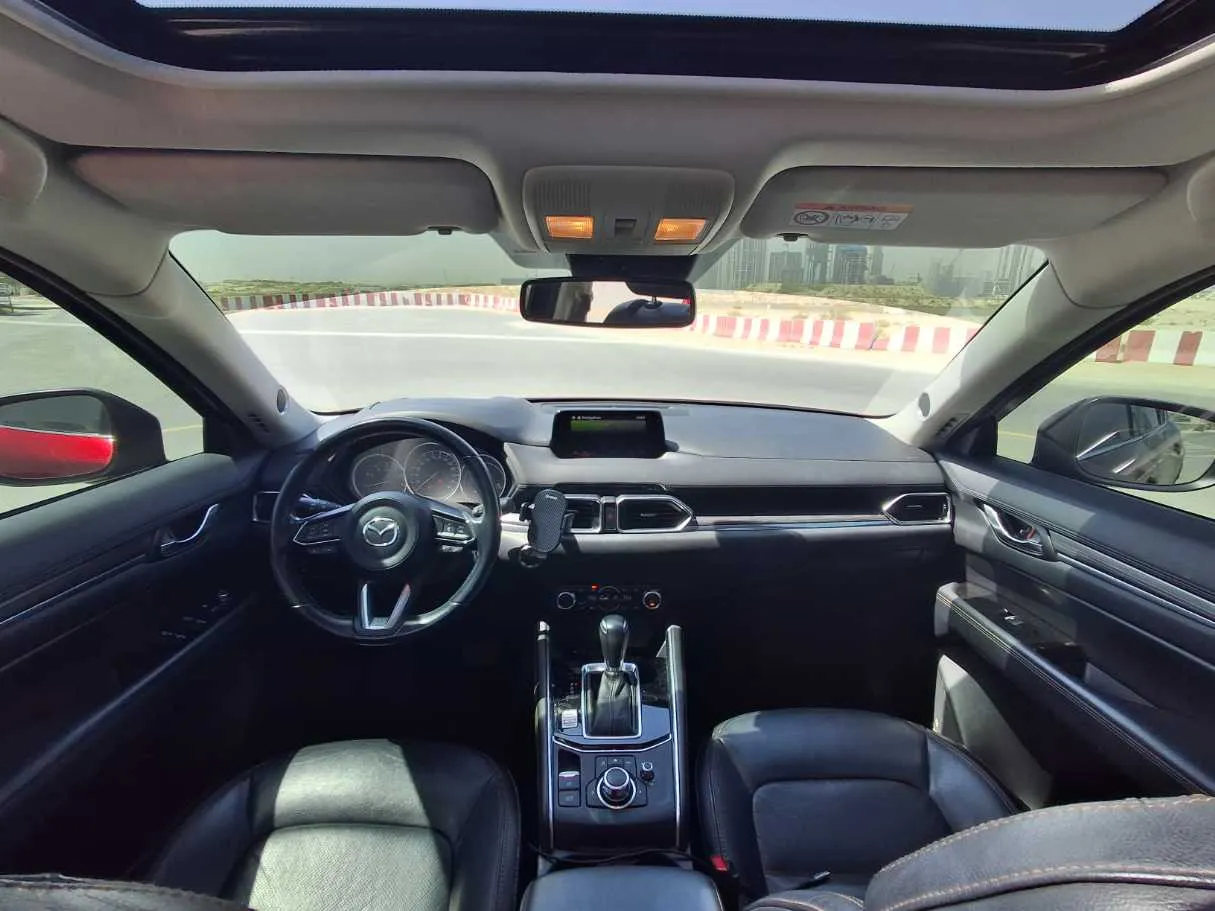 Car image 14