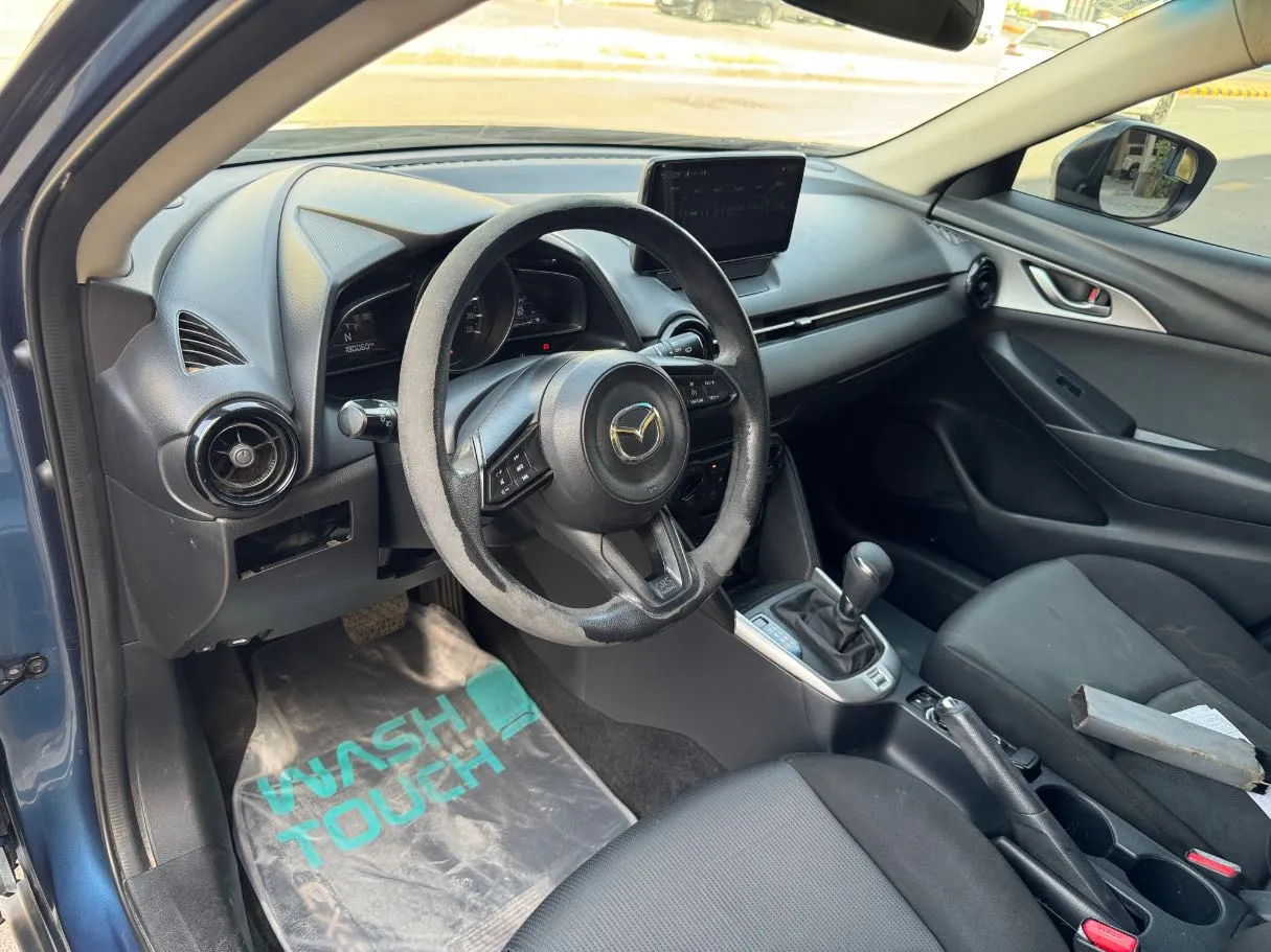 Car image 13