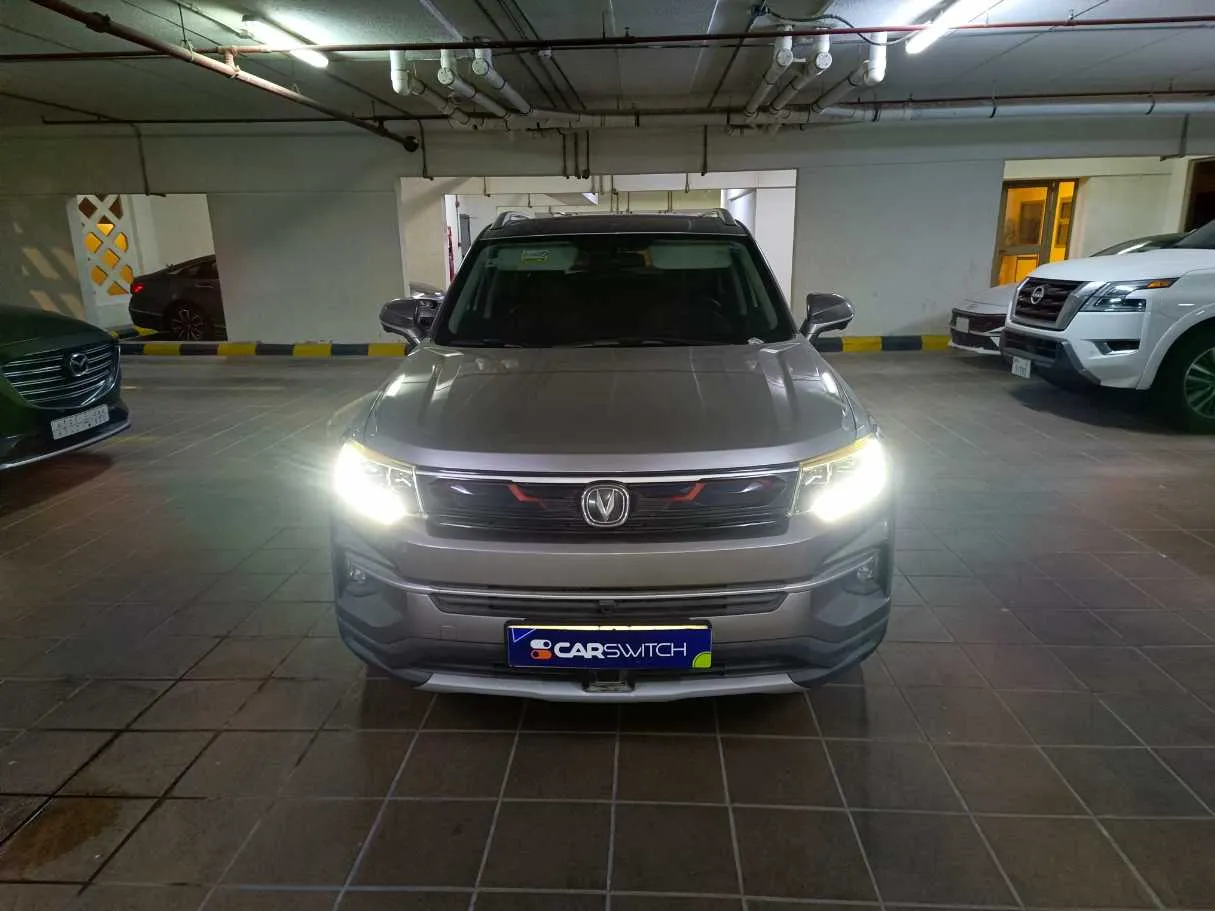 Car image 2