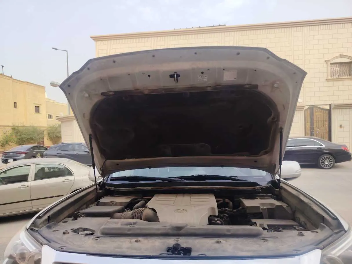 Car image 41
