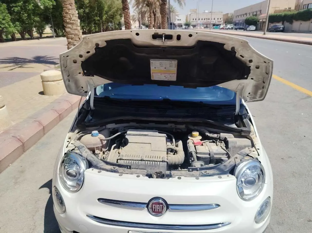 Car image 23