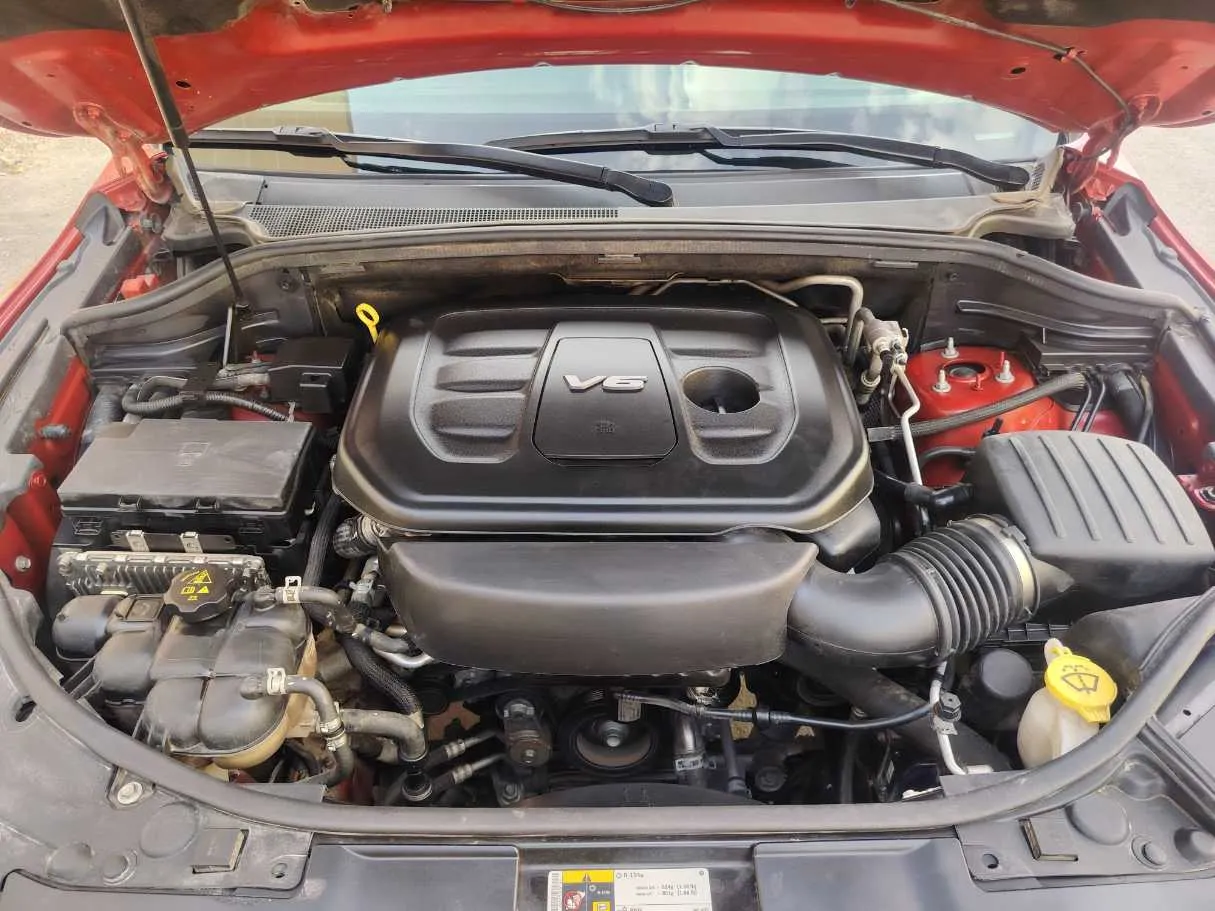 Car image 36