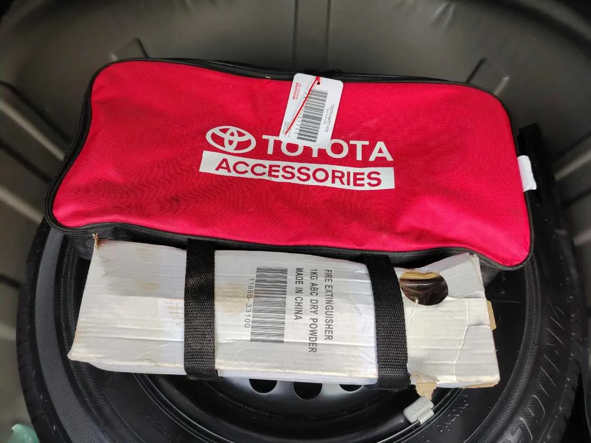 Car image 37