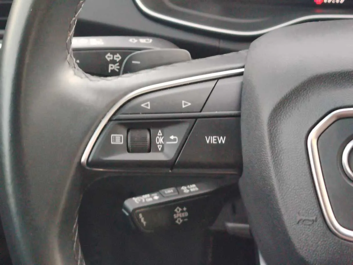 Car image 31