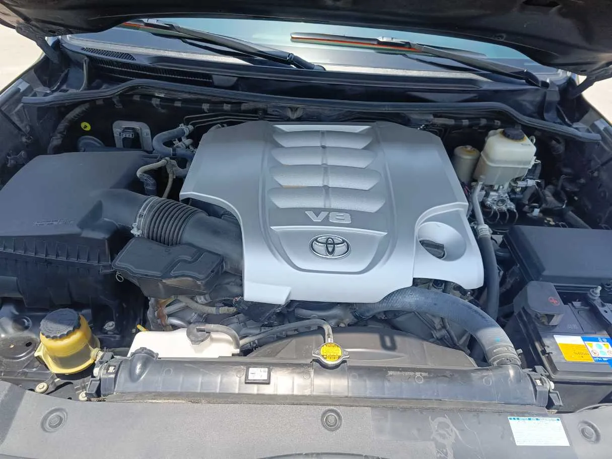 Car image 47