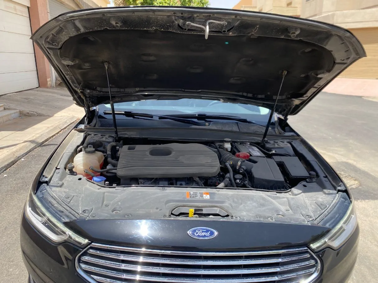 Car image 33