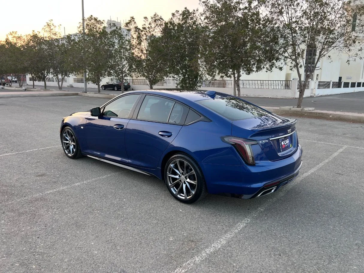 Car image 7
