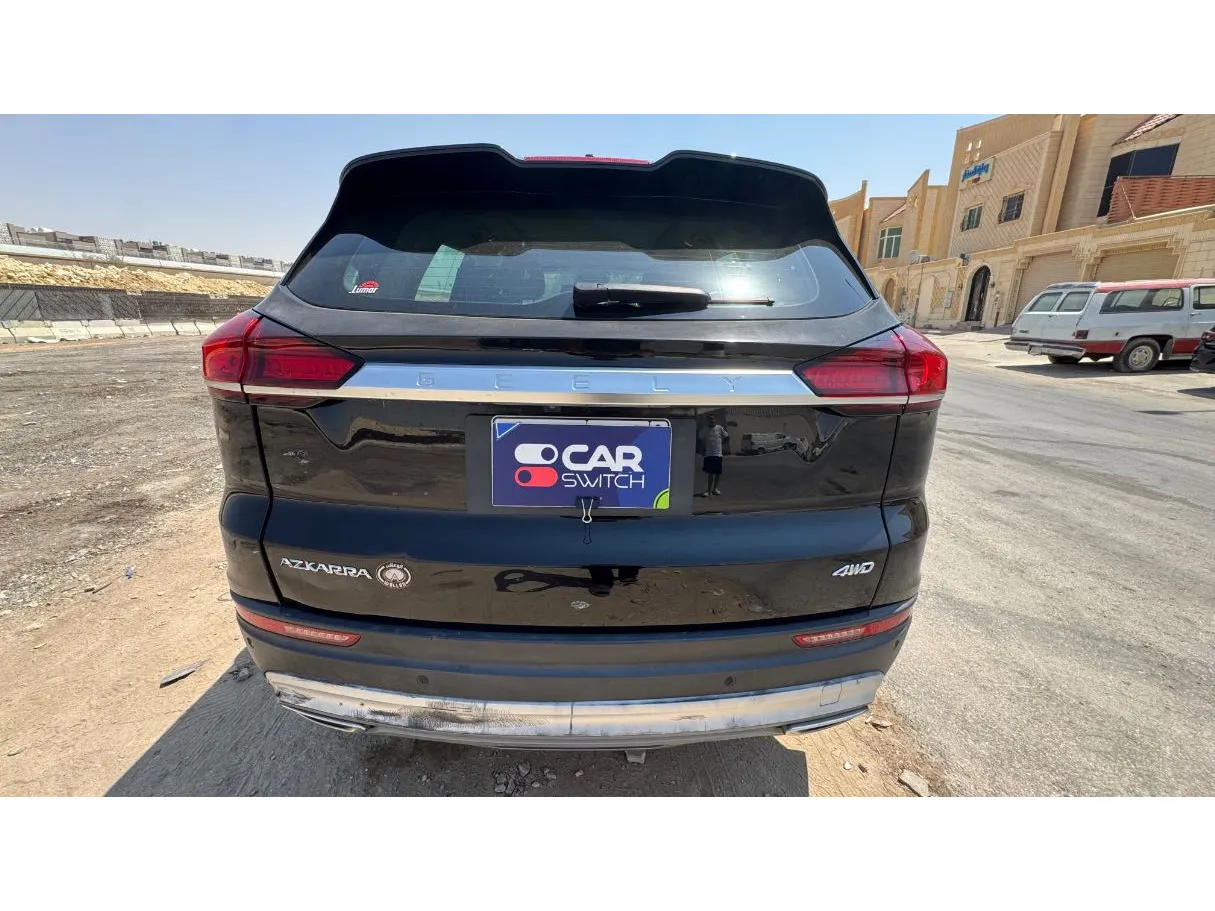 Car image 6