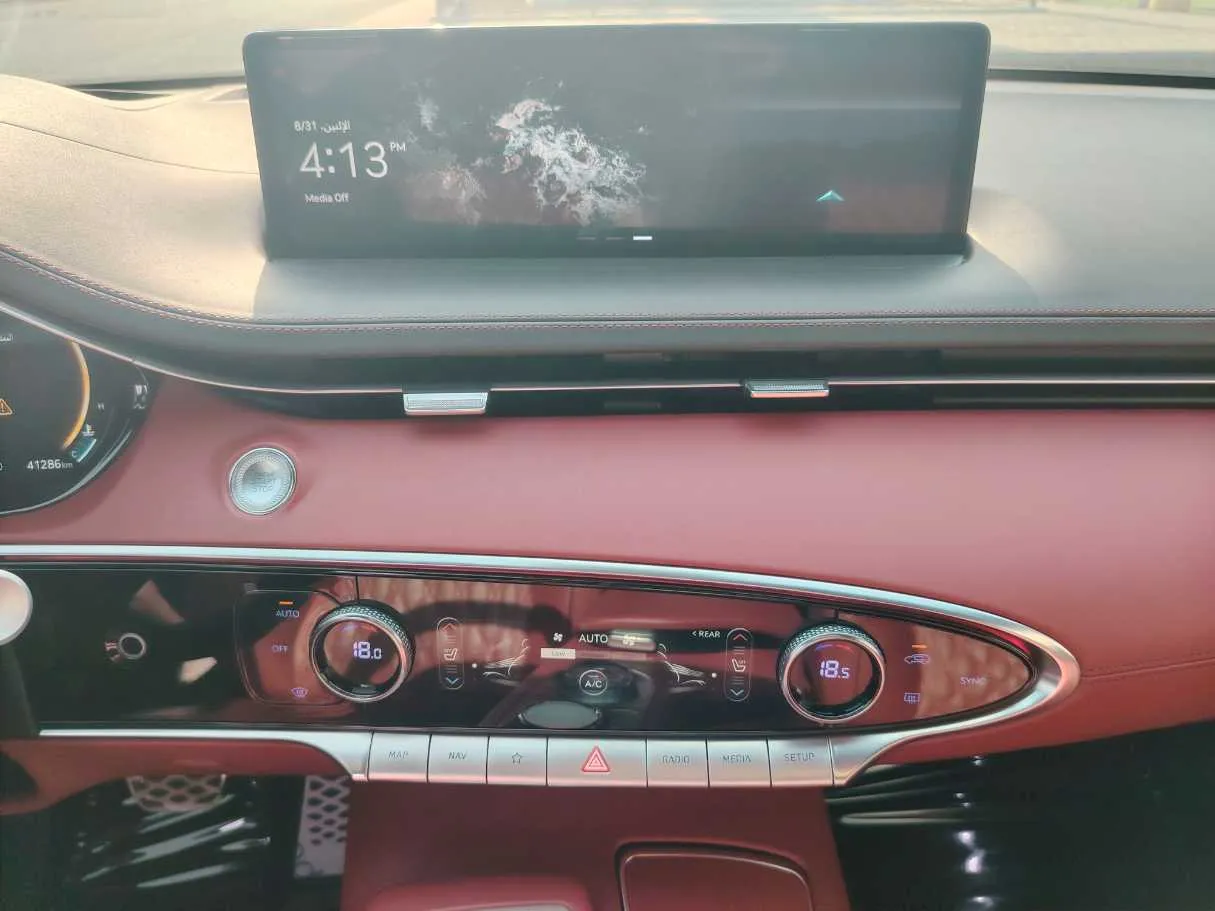 Car image 21