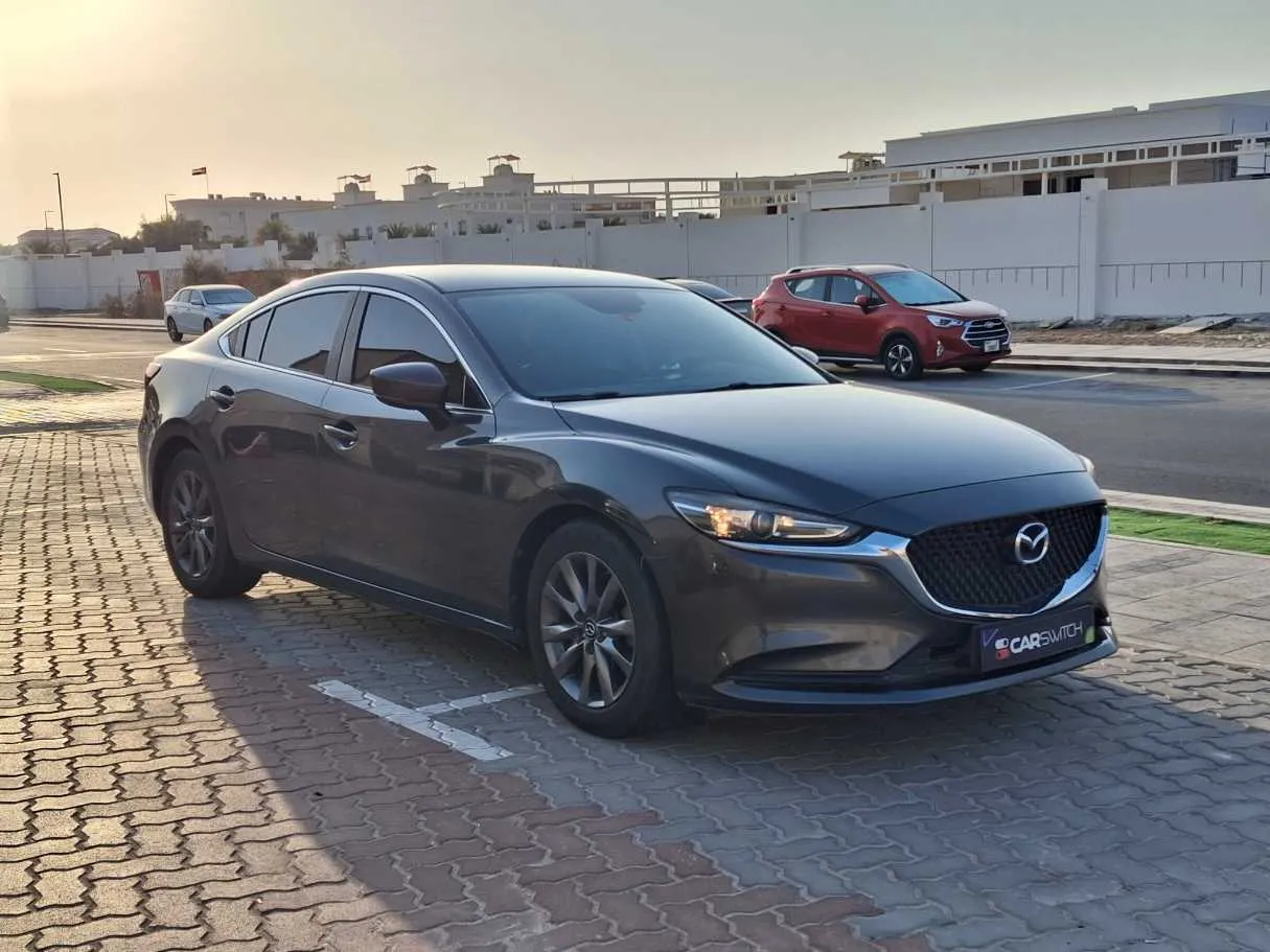 Car image 4