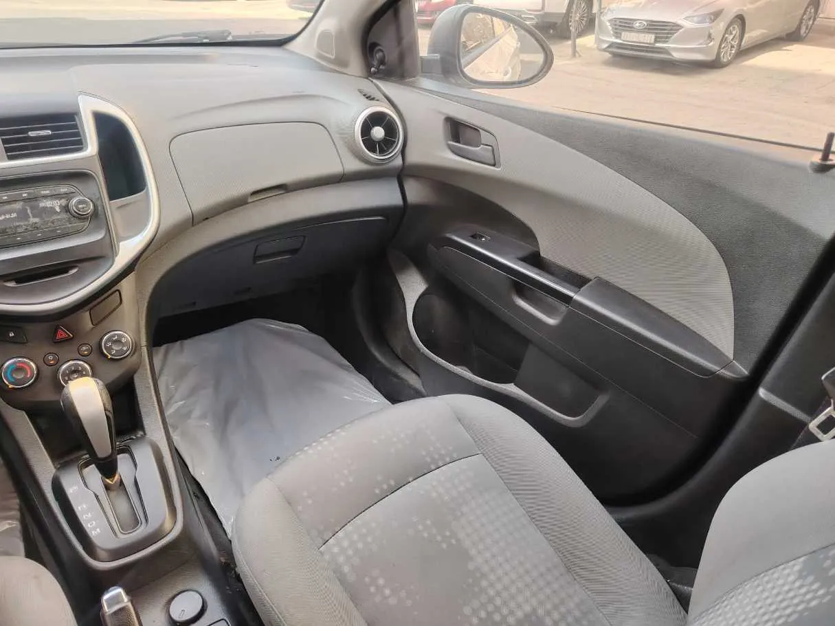 Car image 31