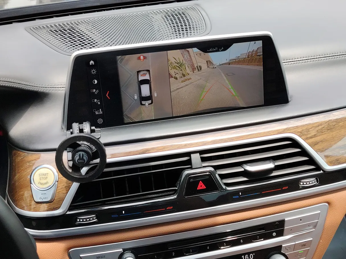 Car image 37