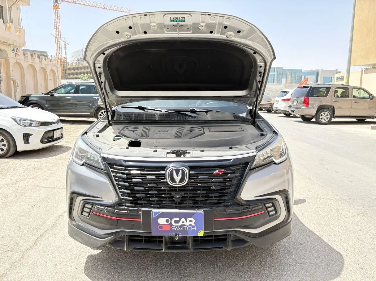 Car image 30