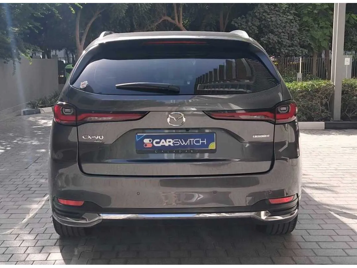 Car image 6