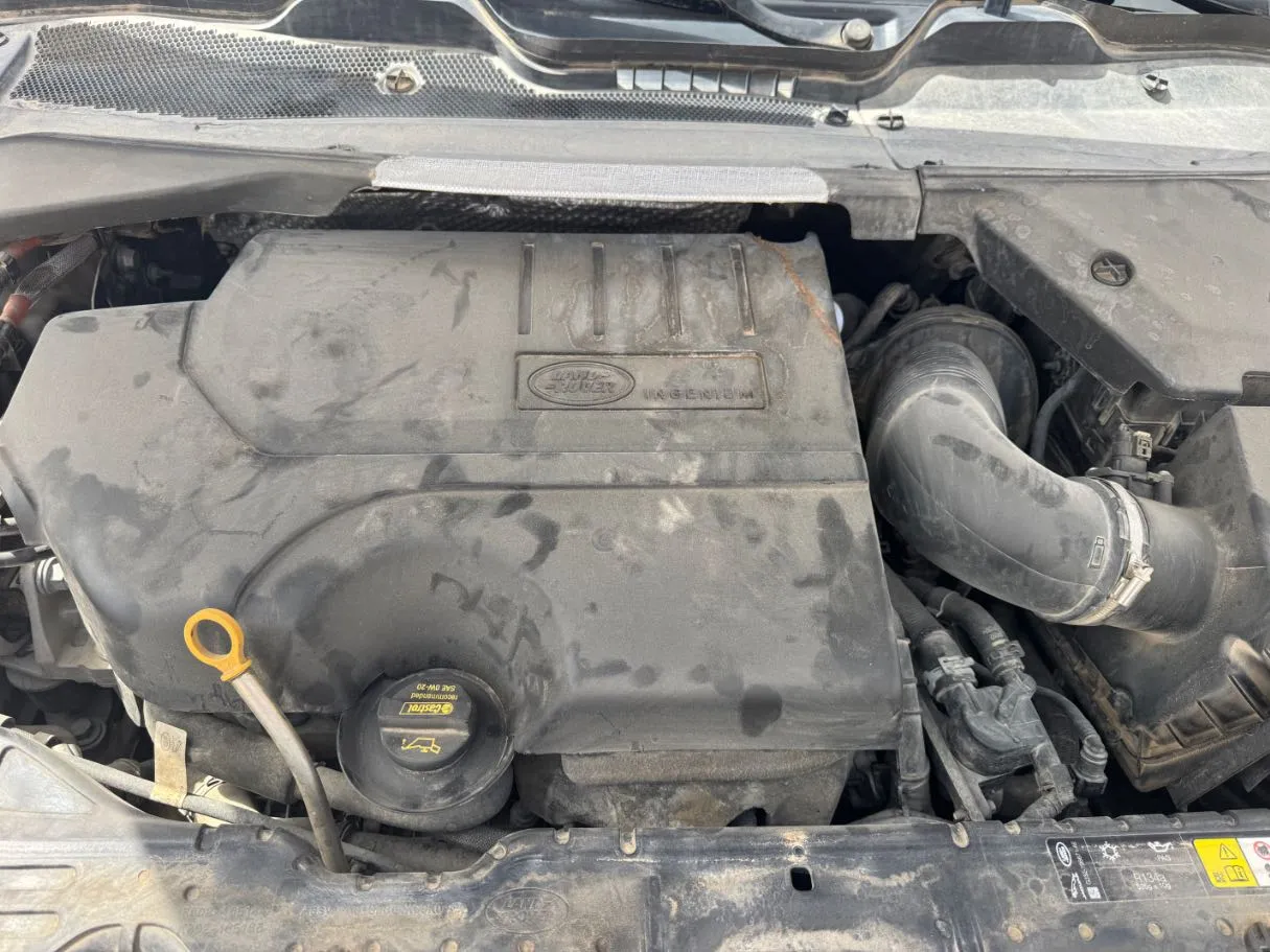 Car image 21