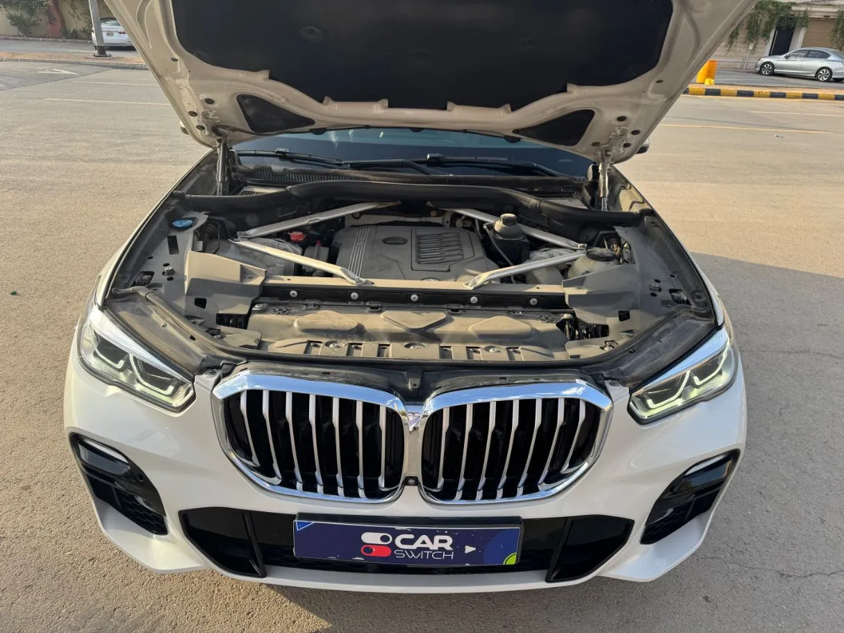 Car image 21