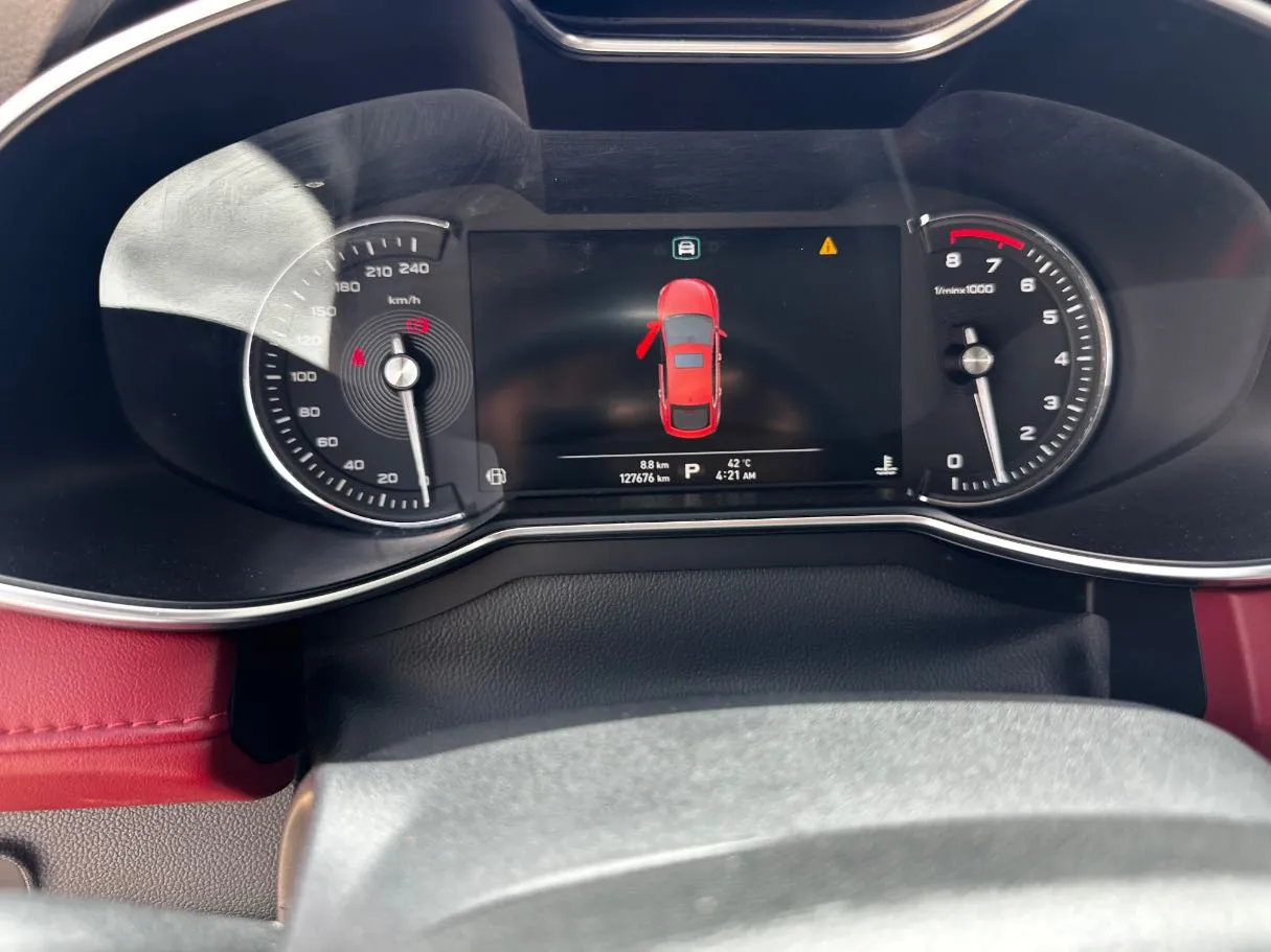 Car image 20