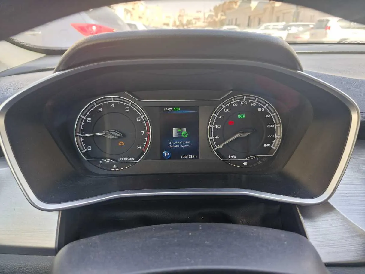 Car image 17