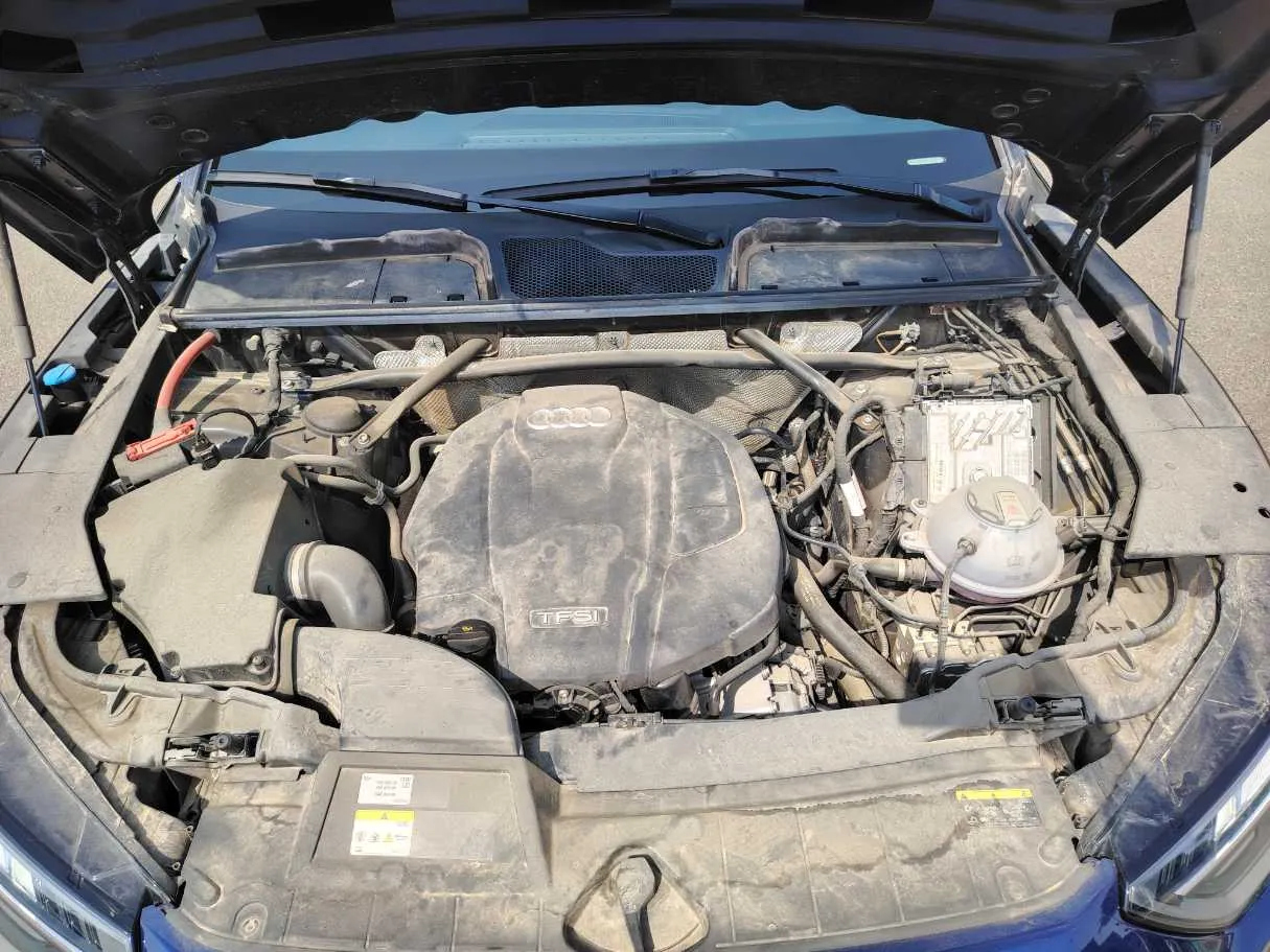Car image 40
