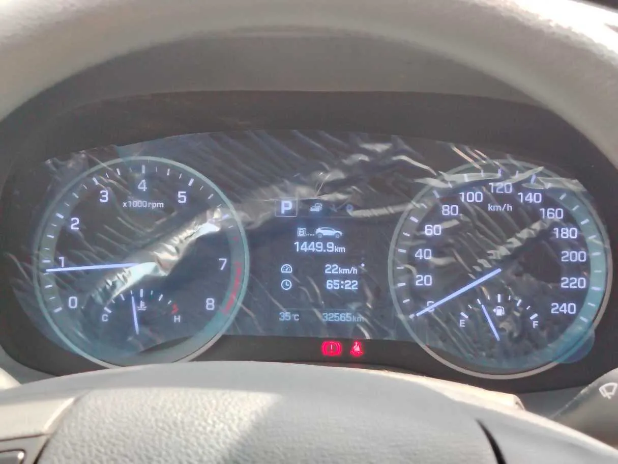 Car image 22