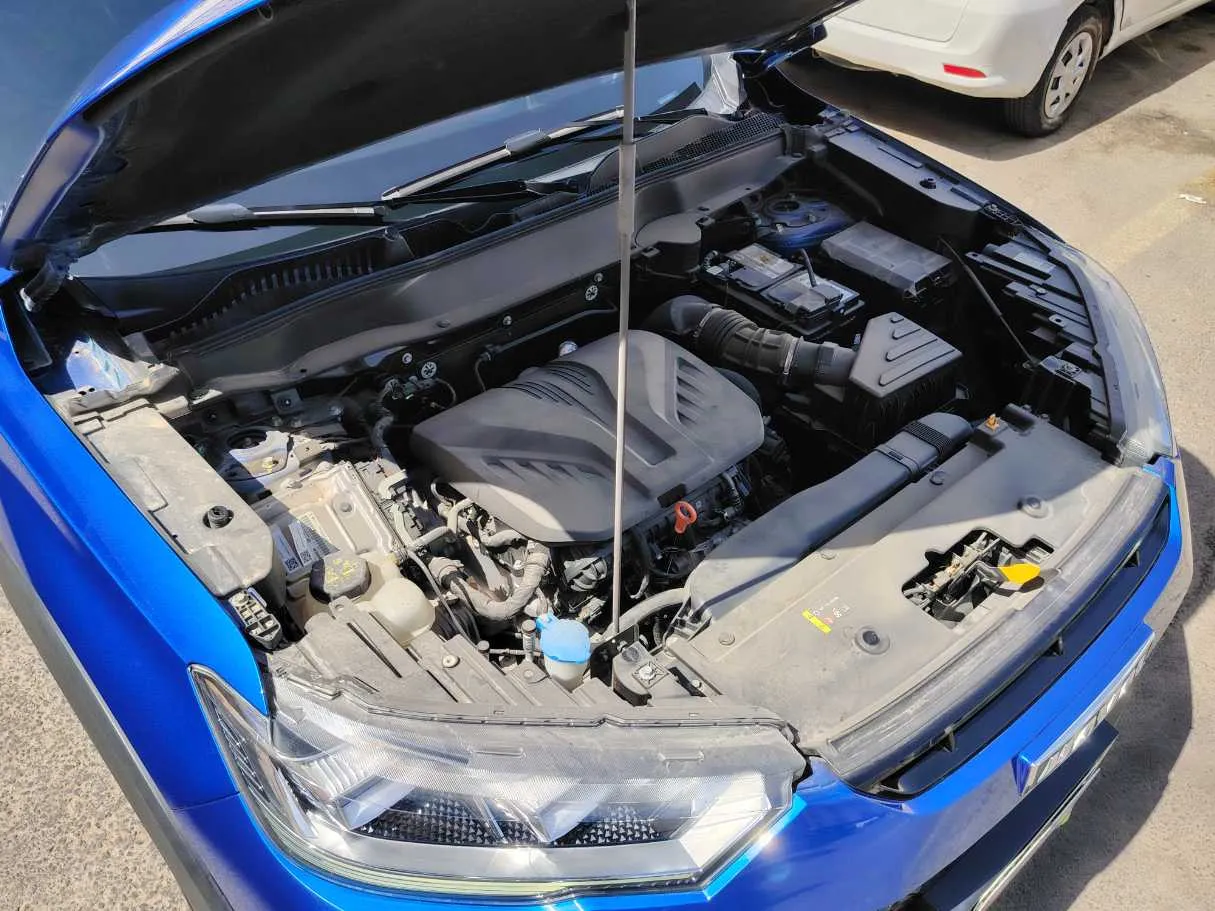 Car image 38