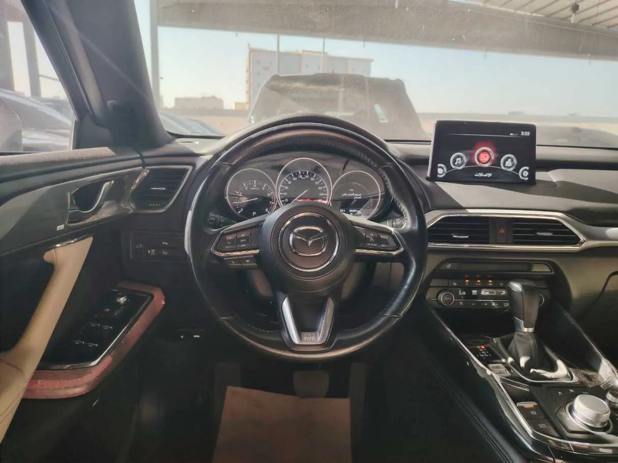 Car image 32