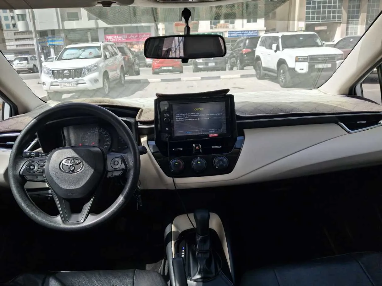Car image 15