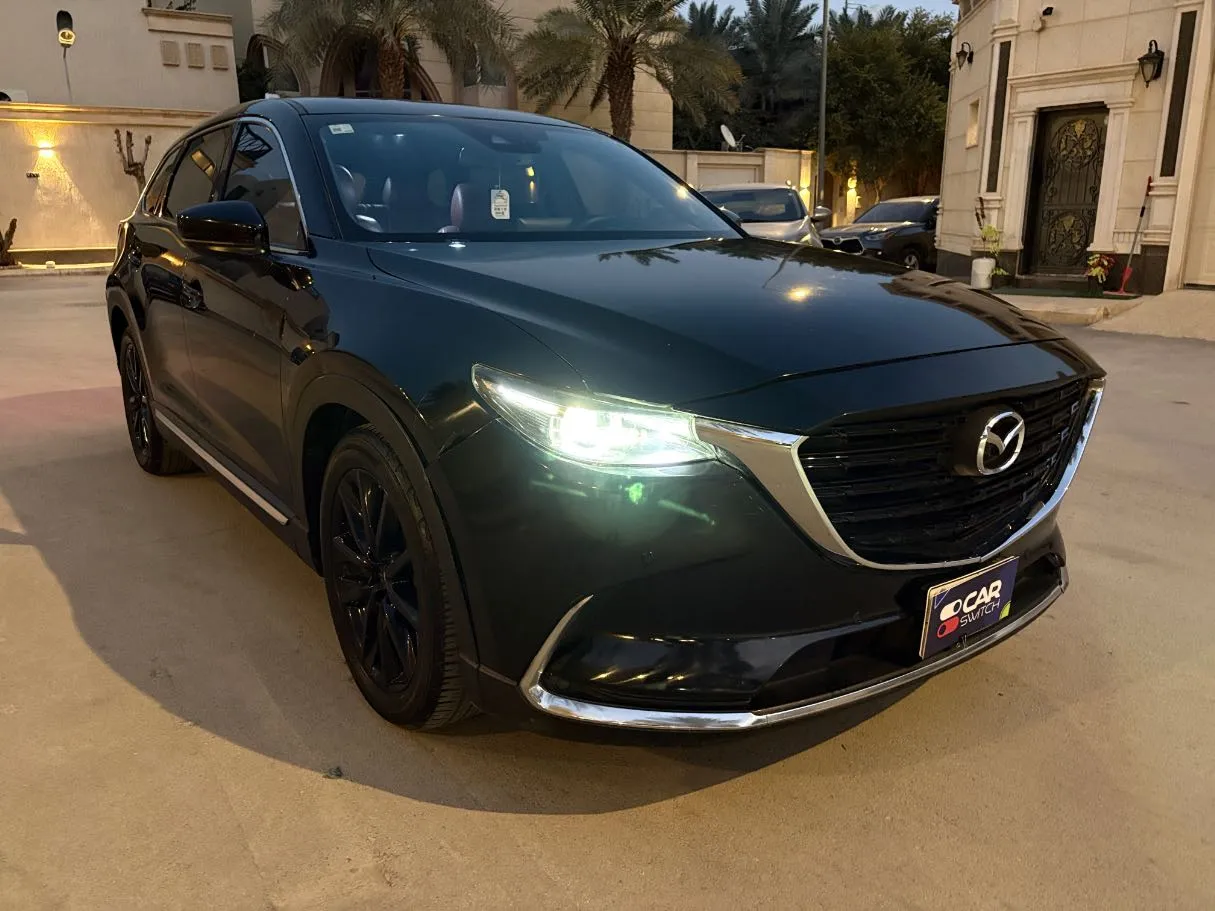 Car image 3