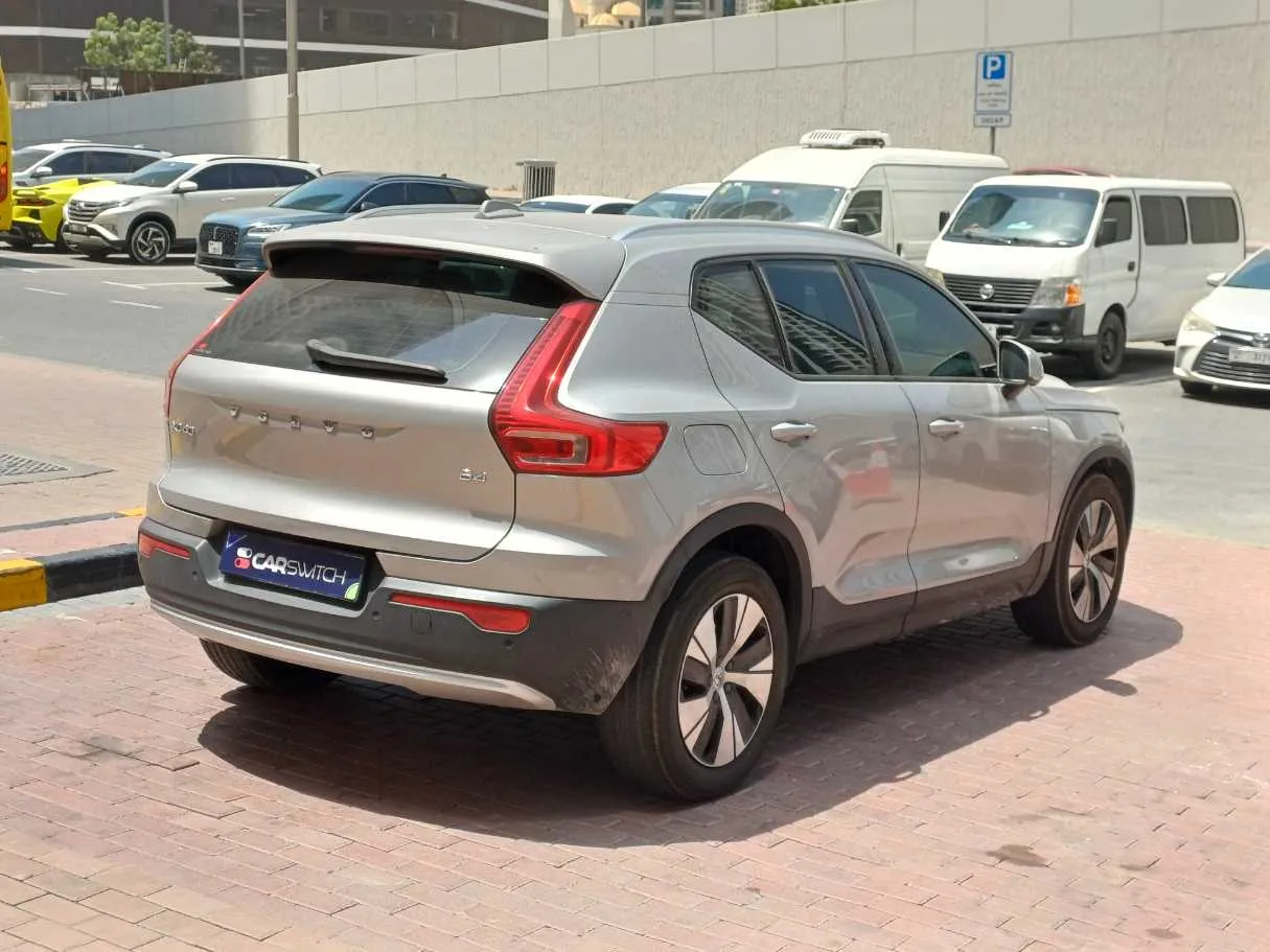 Car image 5