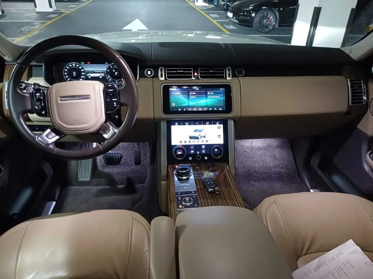 Car image 20