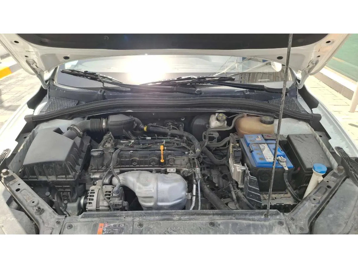 Car image 21