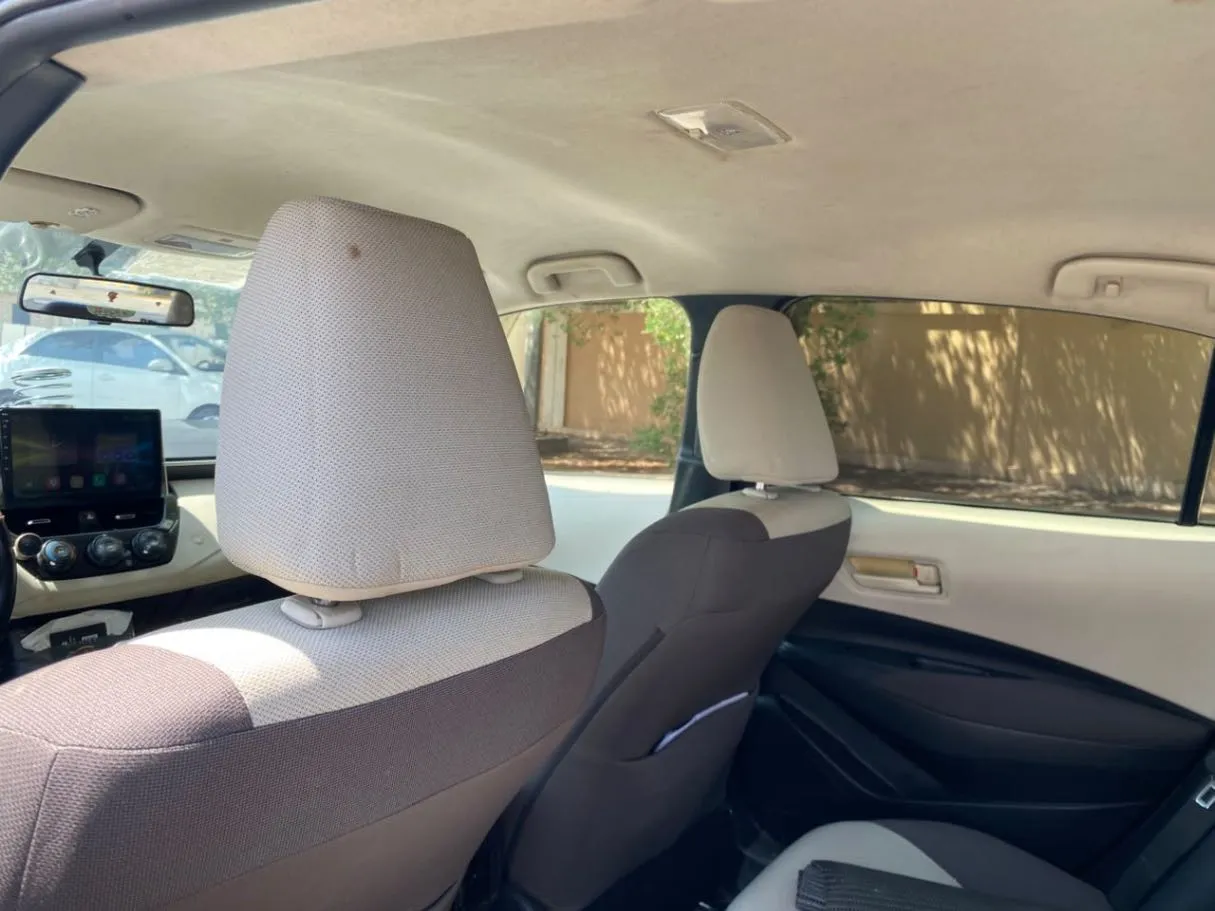 Car image 15