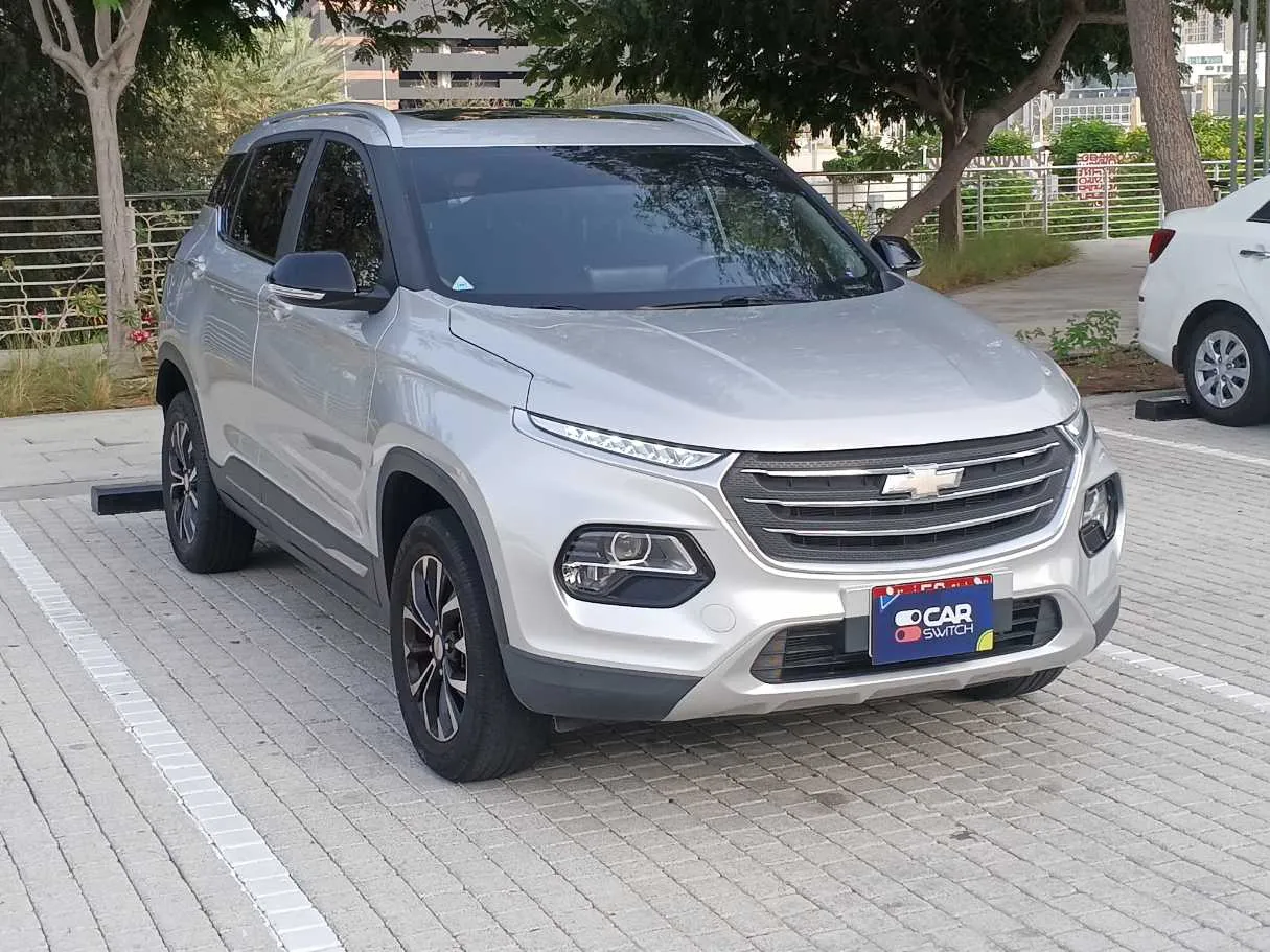 Car image 3