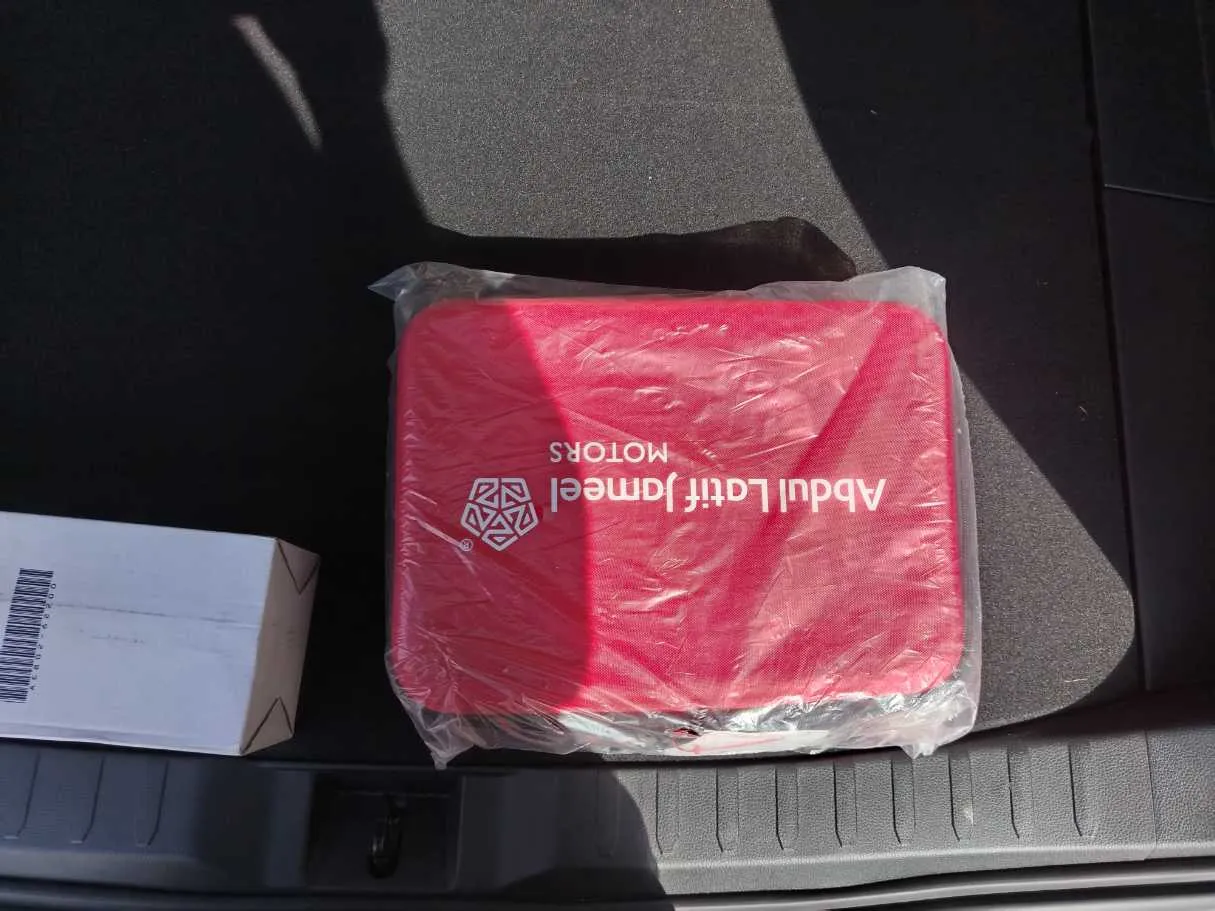 Car image 39
