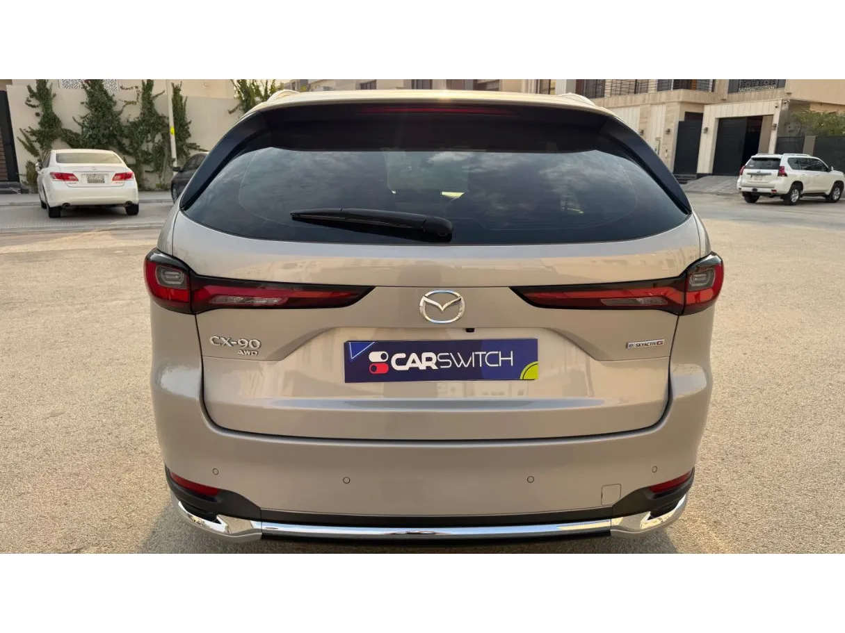 Car image 6