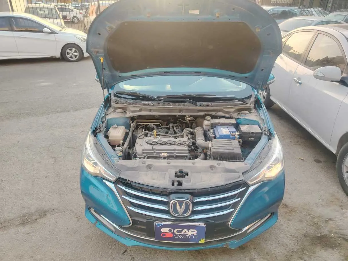 Car image 38
