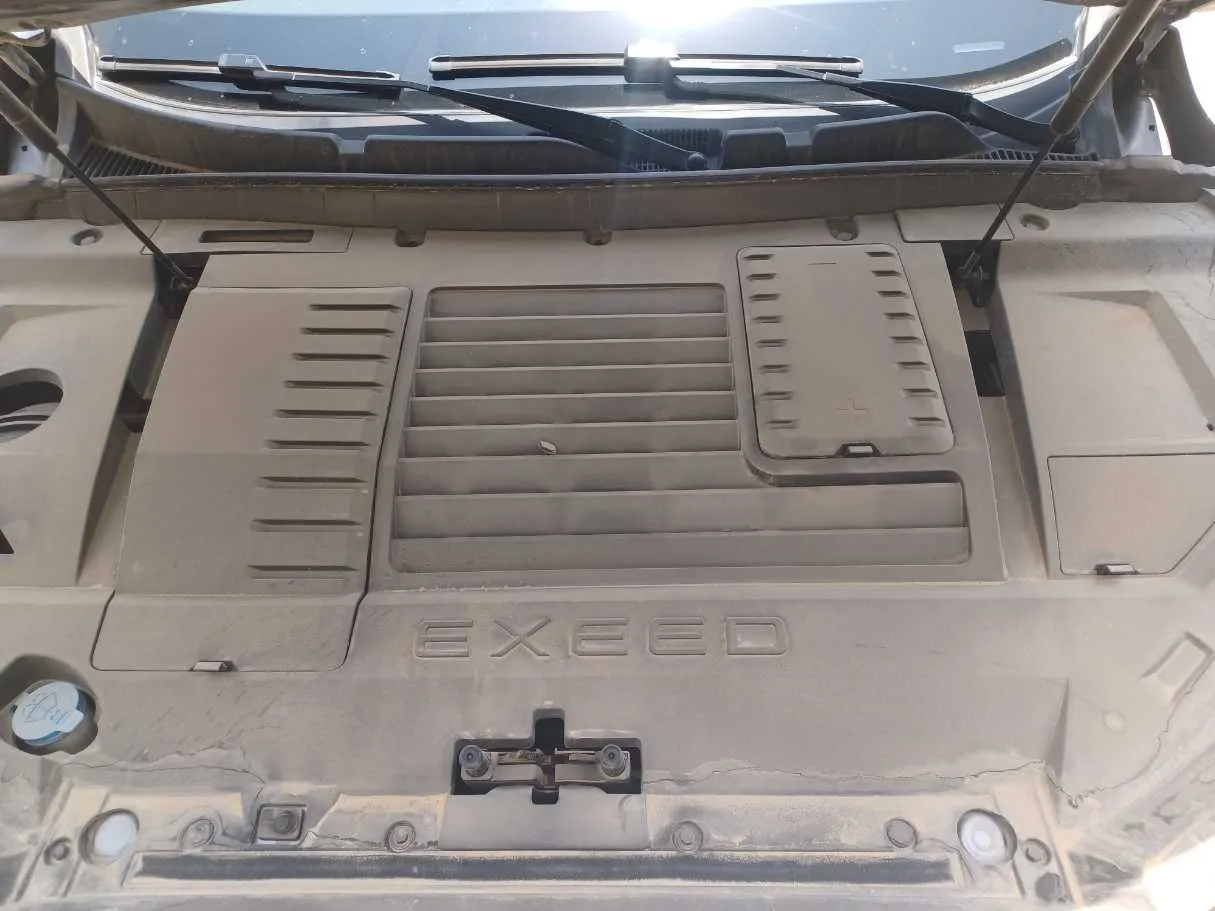 Car image 23