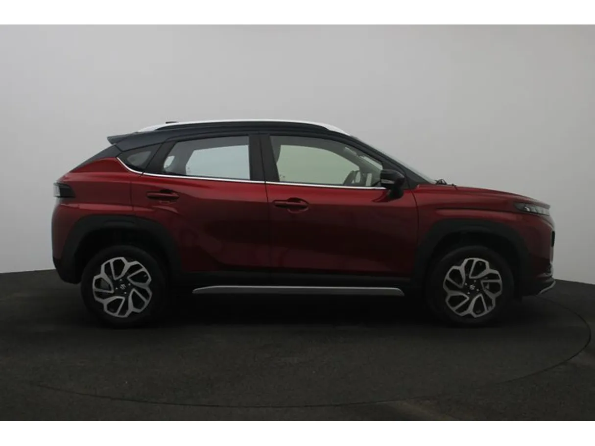 Car image 13