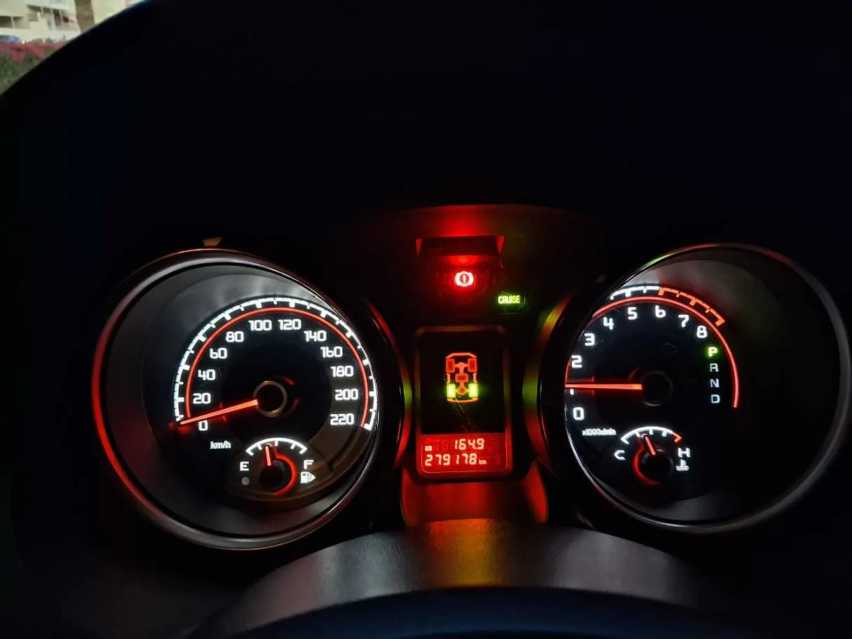 Car image 18